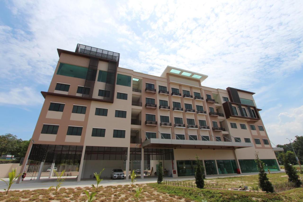 D&F Boutique Hotel Seremban 2 Exterior photo